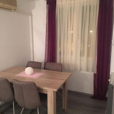 Apartment Florian リエカ エクステリア 写真