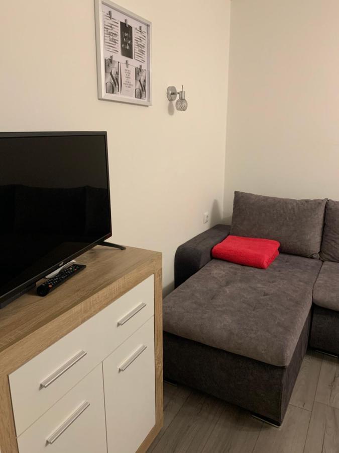Apartment Florian リエカ エクステリア 写真